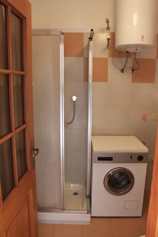Apartamento Le Ginestre Levanto Habitación foto
